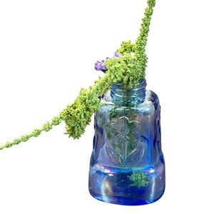 Vintage Hayes Blue Carnival Glass Bottle With Flower‎ Detail Petal